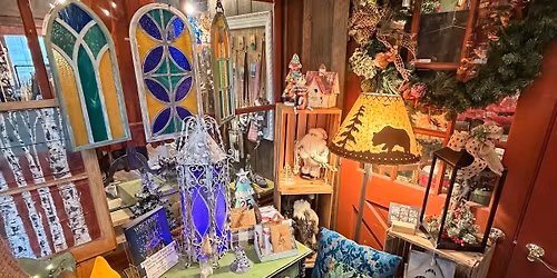 Sunday music and eat while you shop