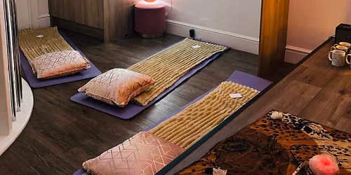Guided Meditation with Reiki and Cacao at Aura Salon