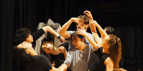 Presence in the Digital Age: Tanztheater Performance-Making Workshop