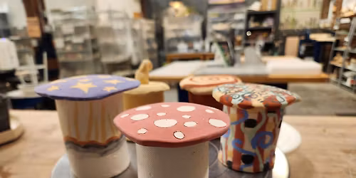 Kids Play in Clay: Mushroom Jars | Mondays Dec 22nd + 29th |10:00- 11:30am | Ages 8+