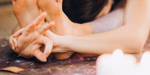 Hot Yoga - Studio via Zoom