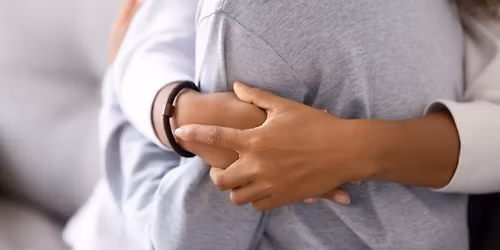 F\u00f6rel\u00e4sning: Kramar och ramar - v\u00e4gen till ett f\u00f6r\u00e4ldraskap som funkar