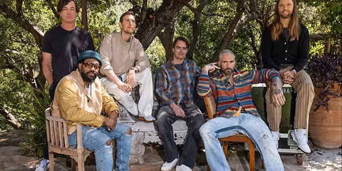 Maroon 5: Love Is Like Tour