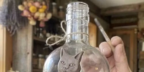The Spirit of the Feline: Sculpting Ancestral Vessels