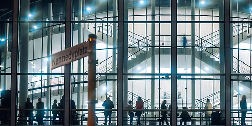 DAS LICHT AUF DER PIAZZA