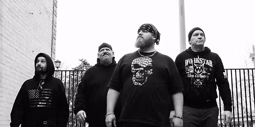 NEW YEARS PARTY WITH WARDEN