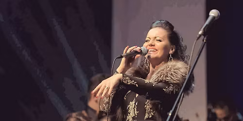 Kar\u00e1csonyi koncert Behumi D\u00f3ra jazz\u00e9nekessel