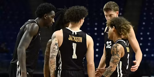 Robert Morris Colonials at Iowa Hawkeyes Mens Basketball