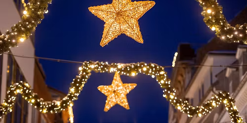 F\u00e6llessang med Viborg Idr\u00e6tsh\u00f8jskole - Den Musikalske Julekalender