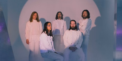 Hällas / Support: Earth Tongue