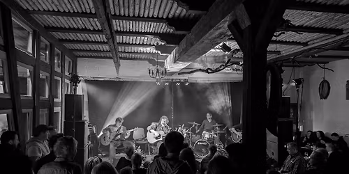 Dusk plays Nirvana unplugged and more