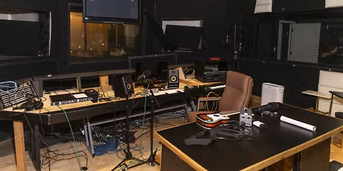 XIXI Music Pro Talks Music Industry