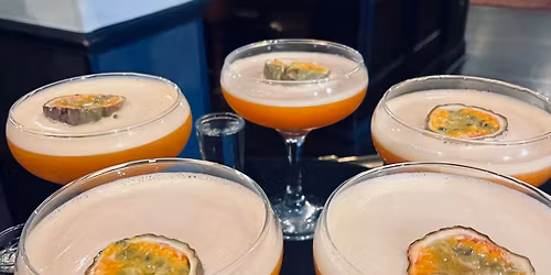 Laid-Back Bottomless Brunch Club