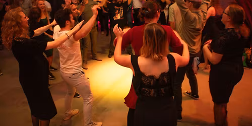 Eindeseizoensfeest Cari\u00f1o