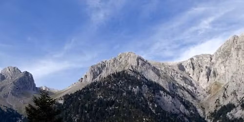 \u03a0\u03c1\u03c9\u03c4\u03bf\u03bc\u03b1\u03b3\u03b9\u03ac \u03c3\u03c4\u03bf\u03bd \u039a\u03b5\u03bd\u03c4\u03c1\u03b9\u03ba\u03cc \u03a0\u03b1\u03c1\u03bd\u03b1\u03c3\u03c3\u03cc - \u039a\u03bf\u03c1\u03c5\u03c6\u03ae \u039b\u03b9\u03ac\u03ba\u03bf\u03c5\u03c1\u03b1 (2.457 \u03bc.)