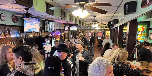 Scream n Shout Deck The Halls of Main Street Tavern