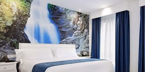 Grupotel Mayorazgo: Noche en hotel tem\u00e1tico en plena Gran V\u00eda Madrile\u00f1a