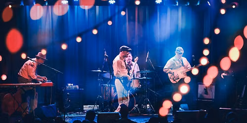 Honeybear w \/ Mikhail Laxton at The Horseshoe