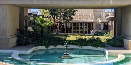 Barnsdall Art Park Adventure: Hollyhock House, Art Gallery & Sunset Picnic