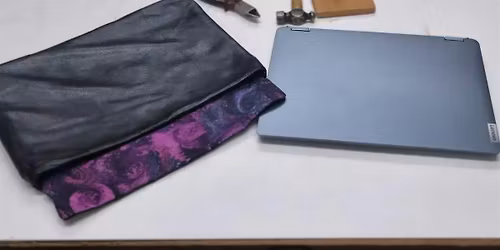 A Creative Afternoon: Sew Your Own Padded Laptop Sleeve