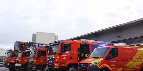 Fotoshooting f\u00fcr Blaulicht-Fotografen 