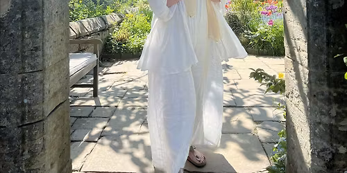 Healing your Body.The essential tools for self empowered well being.Lewes.