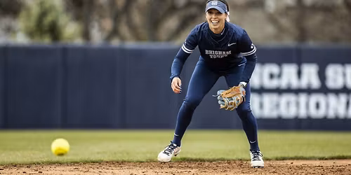 Parking Cal State Bakersfield Roadrunners at Hawaii Womens Basketball