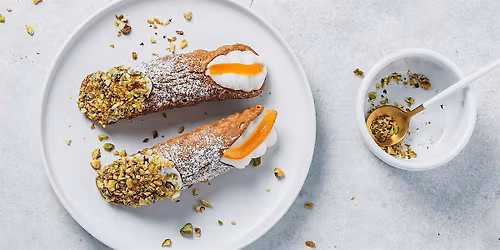 Hands-On Sicilian Cannoli
