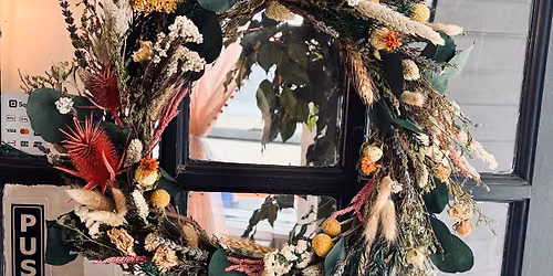 Dried wreath making class 