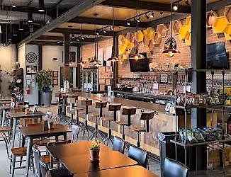 Pure Barre Pop-Up Class at Clear Skies Meadery