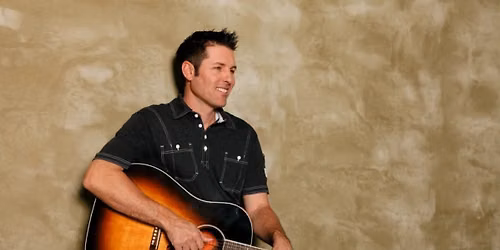 Casey Donahew at The District - Sioux Falls