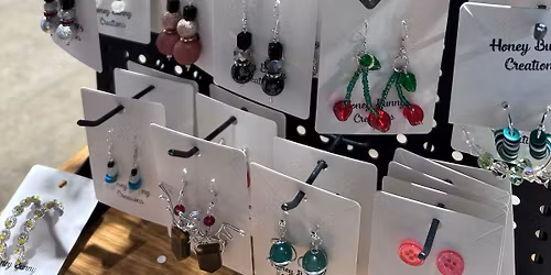 Up North Holiday Maker\u2019s Market