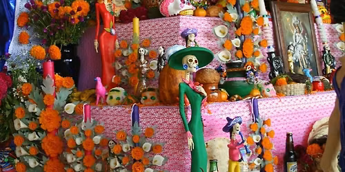 monca Community Ofrenda
