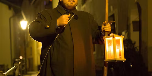 Touren & F\u00fchrungen: Nacht und W\u00e4chter.