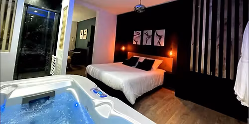 Week-end romantique \u00e0 Reims \u2013 jacuzzi & ambiance love