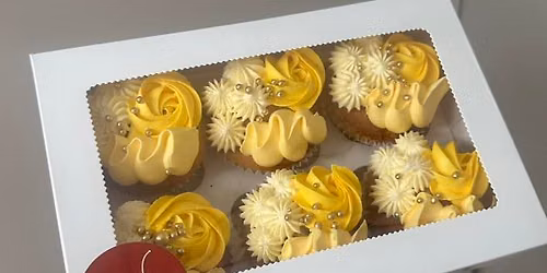 Rhi\u2019s Cake Romsey Market Stall! \ud83e\uddc1