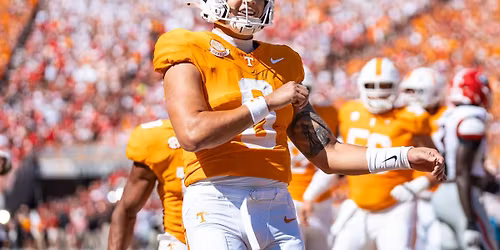 Parking Tennessee Volunteers at Georgia Bulldogs Baseball