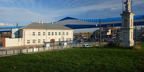 Lepsza strona Wis\u0142y \u2013 zwiedzanie muzeum Podg\u00f3rza z przewodnikiem.