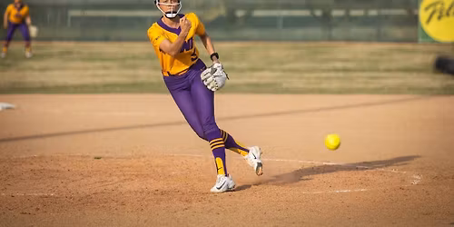 Parking Valparaiso Beacons at Illinois State Redbirds Womens Basketball