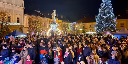 Rozsv\u011bcov\u00e1n\u00ed v\u00e1no\u010dn\u00edho stromu 