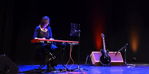 Jazz Bar Saturday: Dot Allan [Standards - Piano Trio]