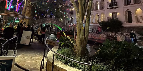 Holiday Lights in San Antonio Venture