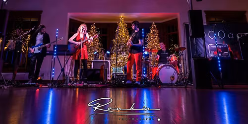 7000apart at Anduzzi's East