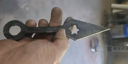YOUTH Kunai throwing knife making class ( stock removal)