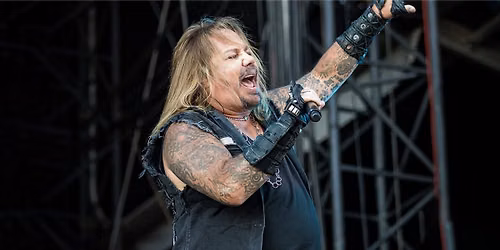 Motley Crue & Tesla at Hollywood Casino Amphitheatre