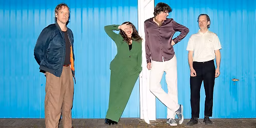 Sold Out: Die Sterne (DE) & Support: Resi Reiner (AT) | Bogen F, Z\u00fcrich