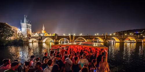 Generate \u3030\u3030\u3030\ud81a\udc33 \u3030\u3030\u3030 Boat