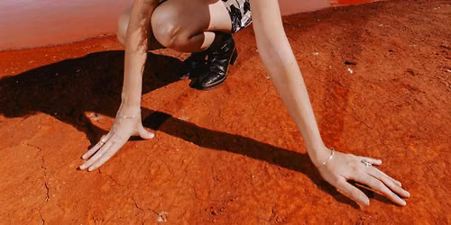 Rock ind\u00e9 : Sasha Vaughan \/ Stella Peel \/ Louise Verrando + tba 