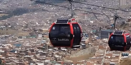 Cable car to el Paraiso, the city slum