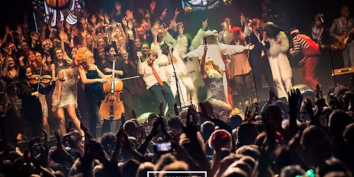 Clean Pete's Kerstshow i.s.m. Maaspoort in Poppodium Grenswerk